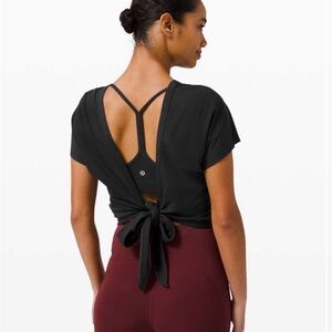 NWT Lululemon Its A Tie Tee Top Black Sz 8
